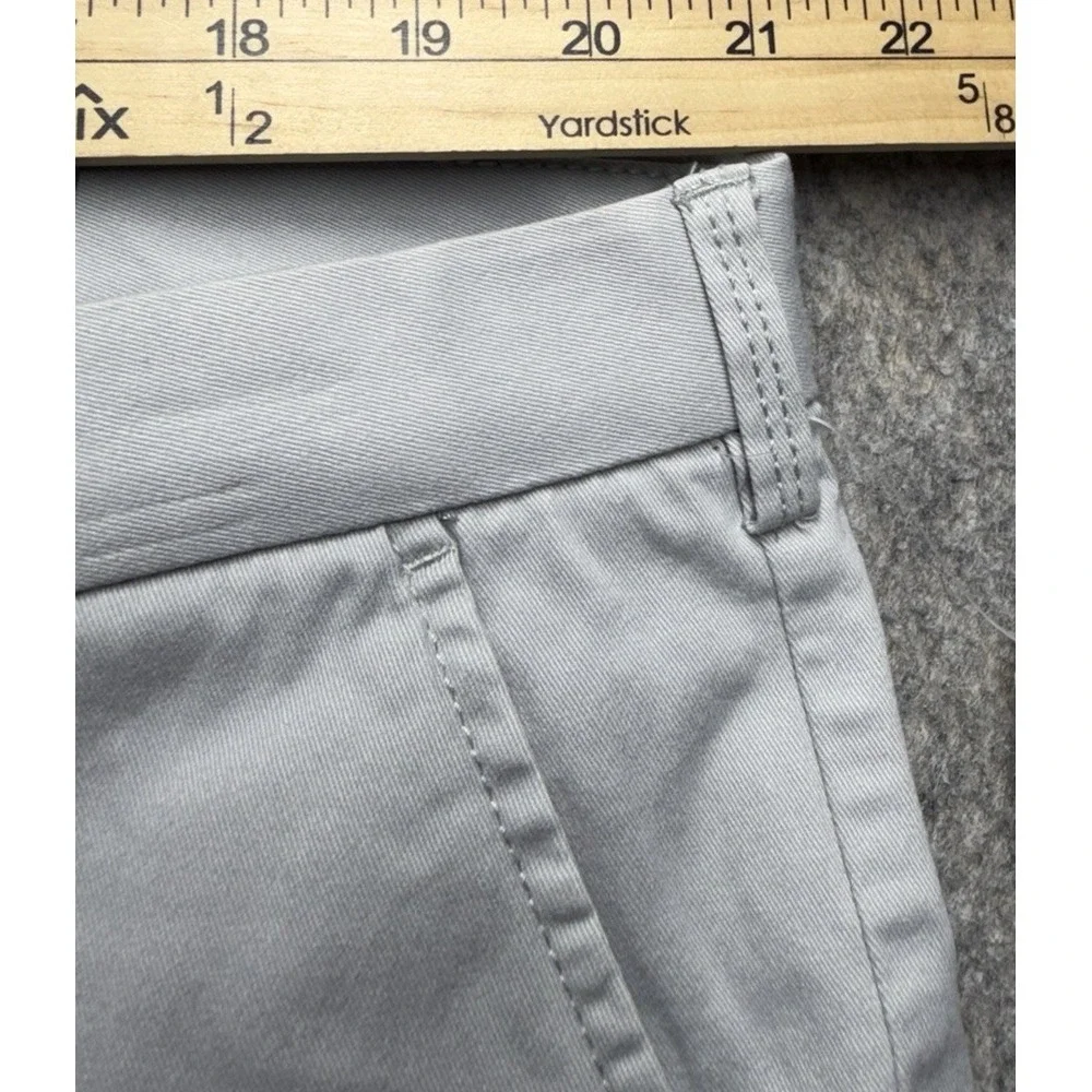 IZOD Men's Size 42 SALTWATERChino‎ Shorts Relax Stretch Beige